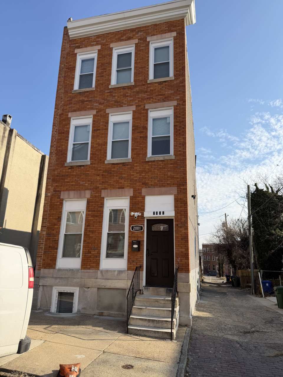 2001 Boone Street - BB - AVAILABLE SB $500