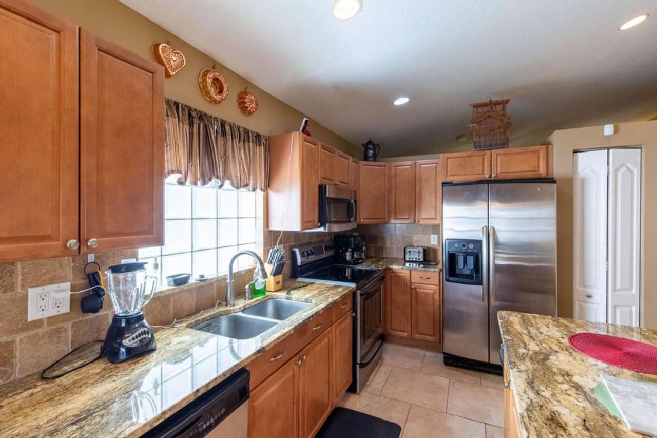 10746 Oak Bend Way, Wellington, FL 33414