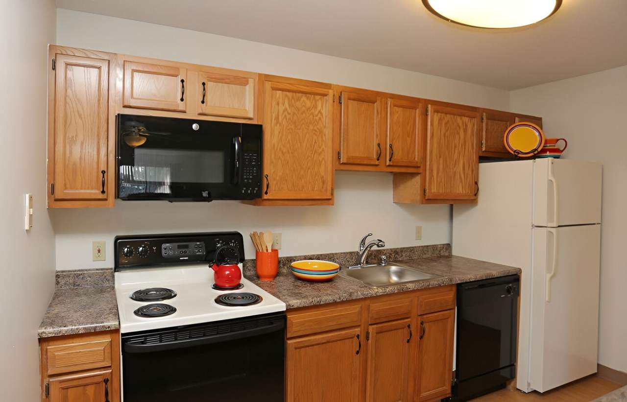 Sugar Hill Apartments