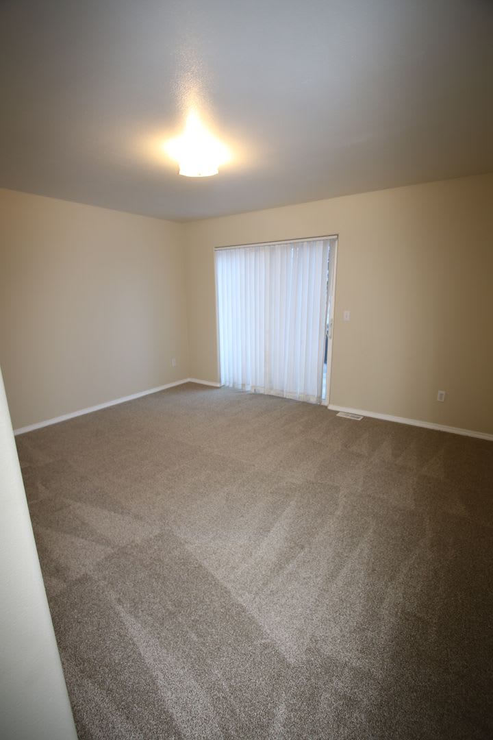 3 Bedroom Home in North East Anchorage!