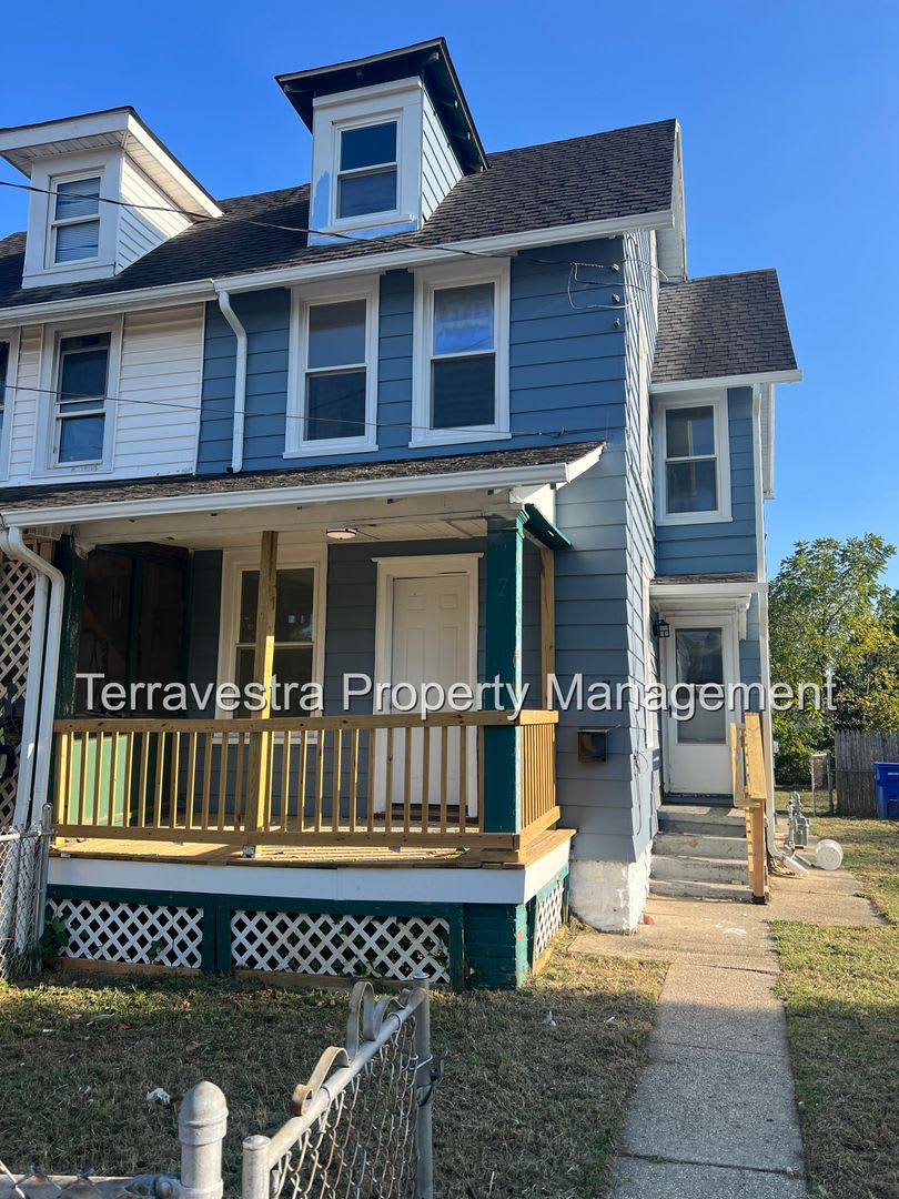 3 Bed w/bonus loft! Eligible for $500 Security Deposit.