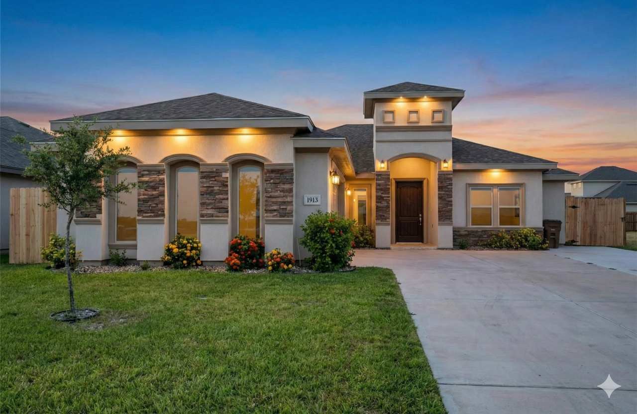 1913 Ridgeway Circle