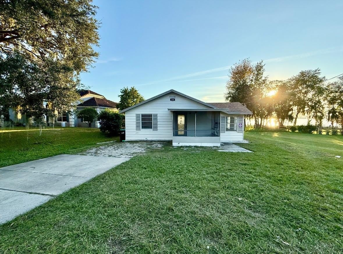 715 E SILVER STAR ROAD