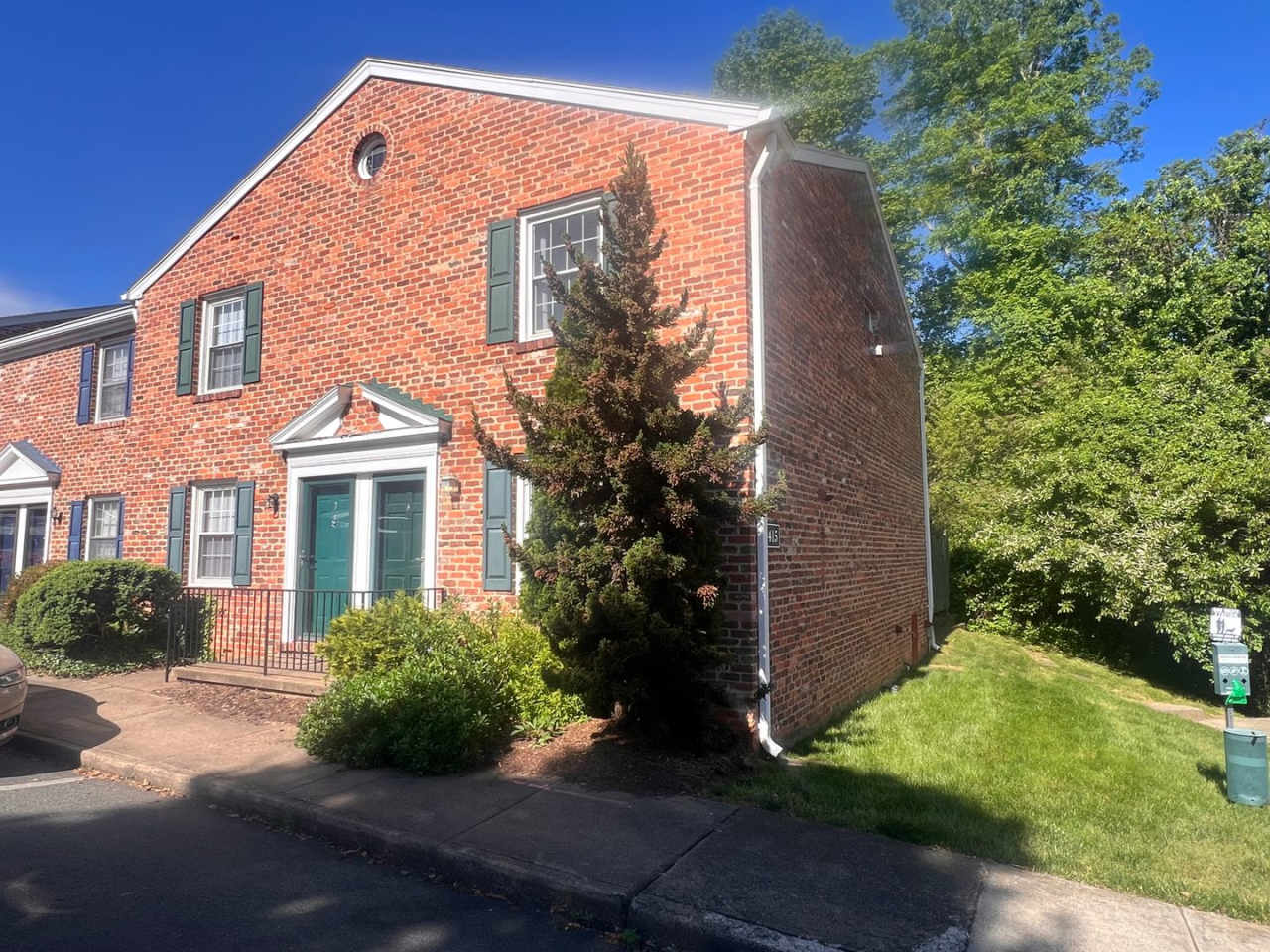 415 Burgoyne Road, Unit #8 - 2BD/1.5BA Barracks West Townhome