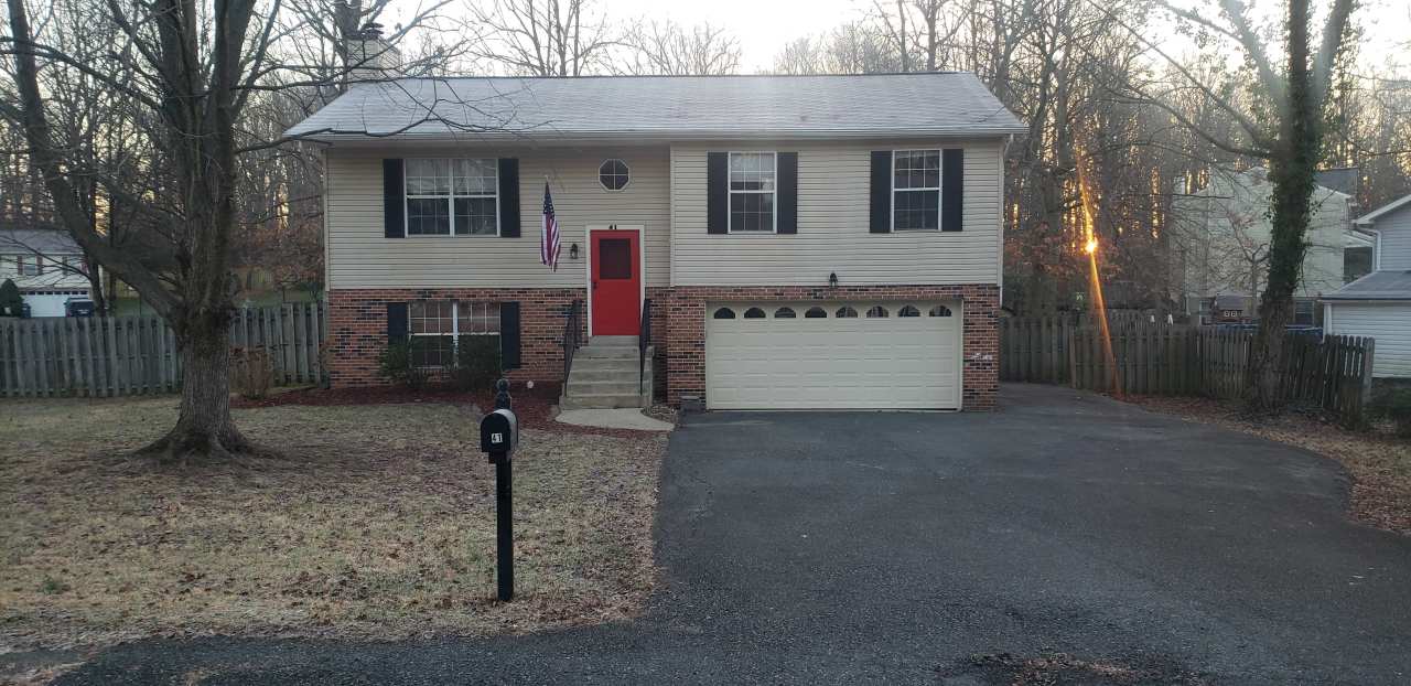 41 Meadowood Dr