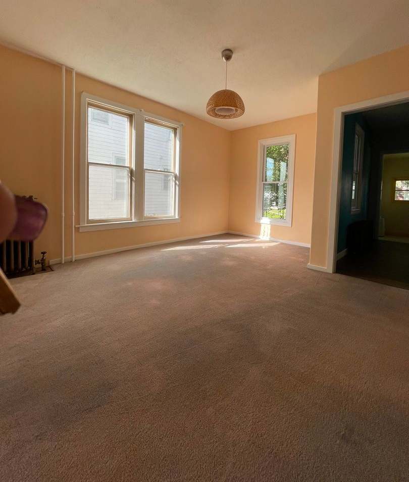 Five Bedroom Home in Central La Crosse