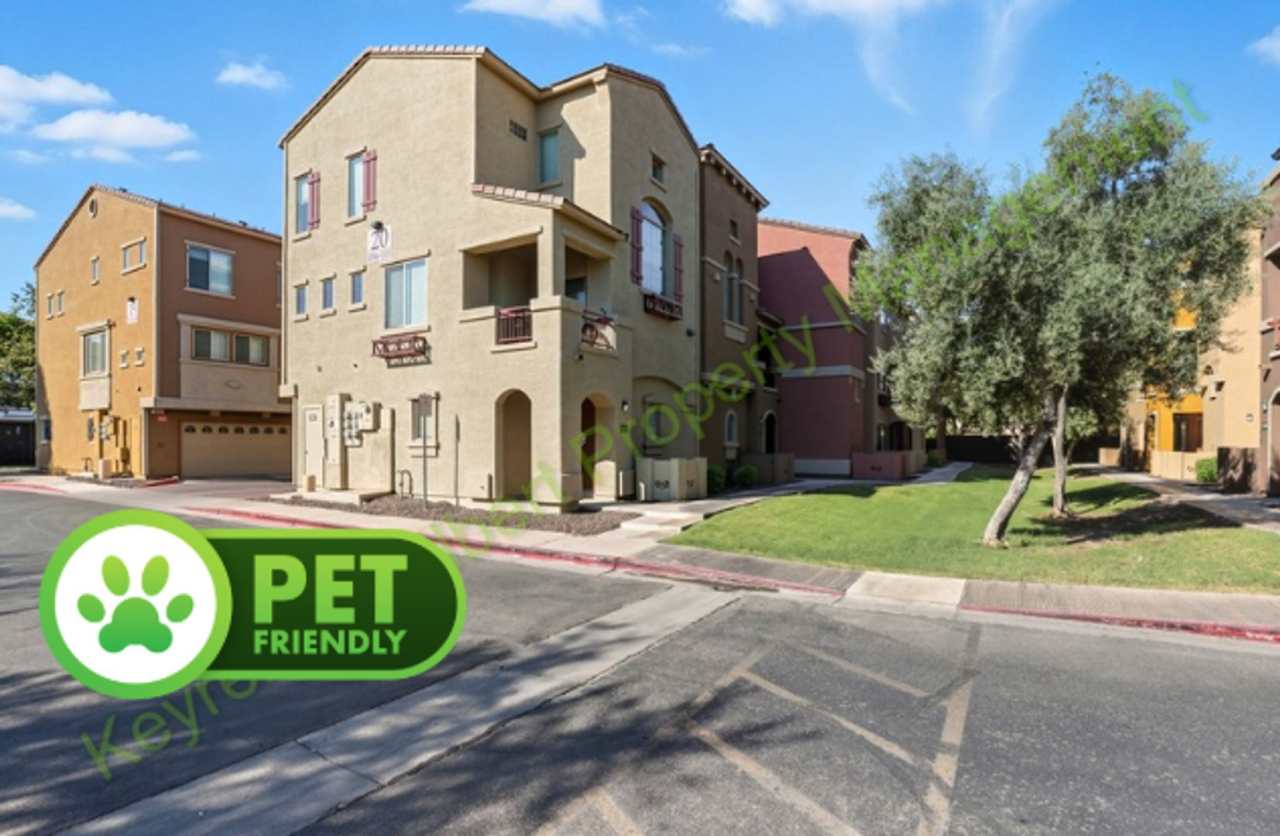 Modern Townhome Living in Chandler – Comfort  Convenience in One