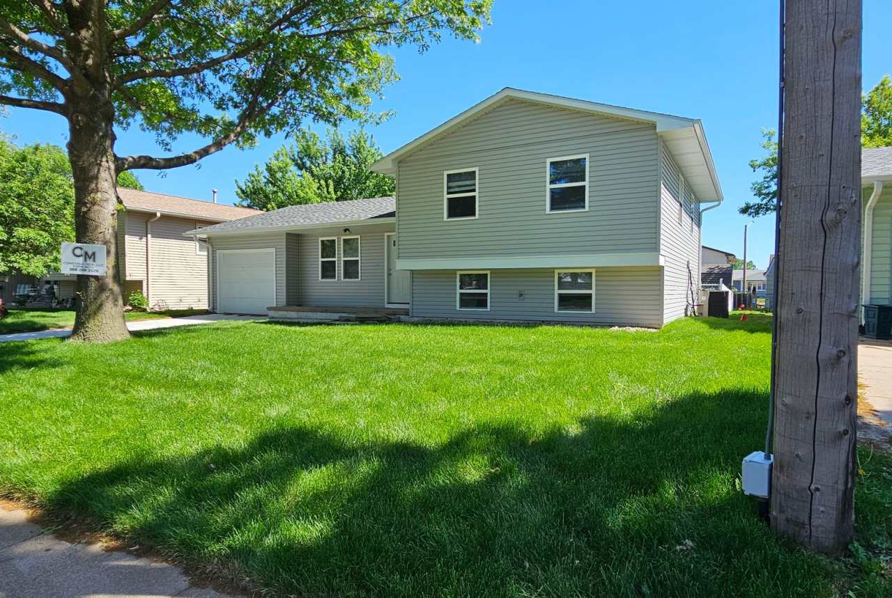 3 bedroom, 1.5 bath, newly remodeled