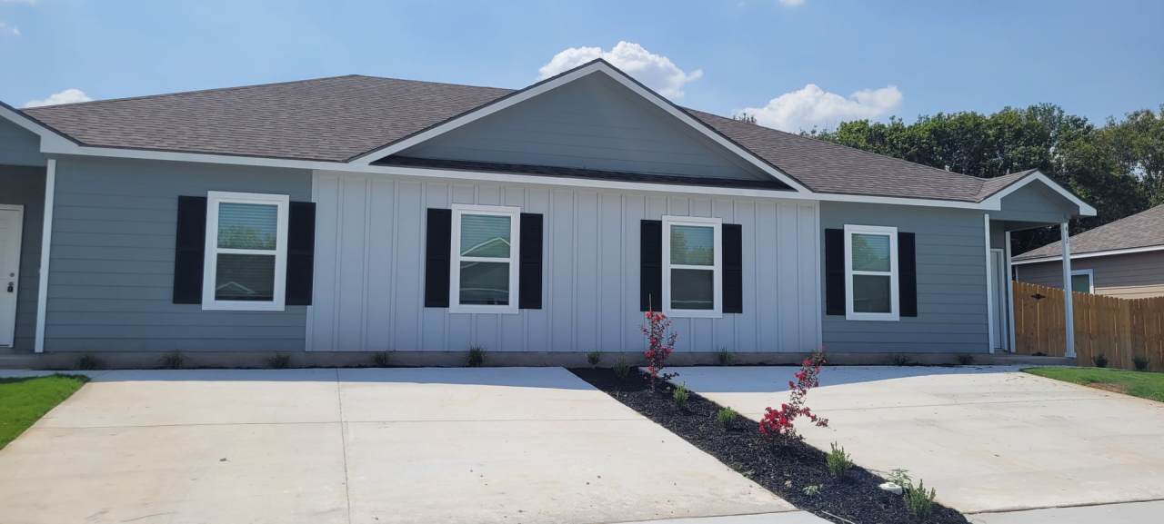 Brand New 3/2 off Hwy 46