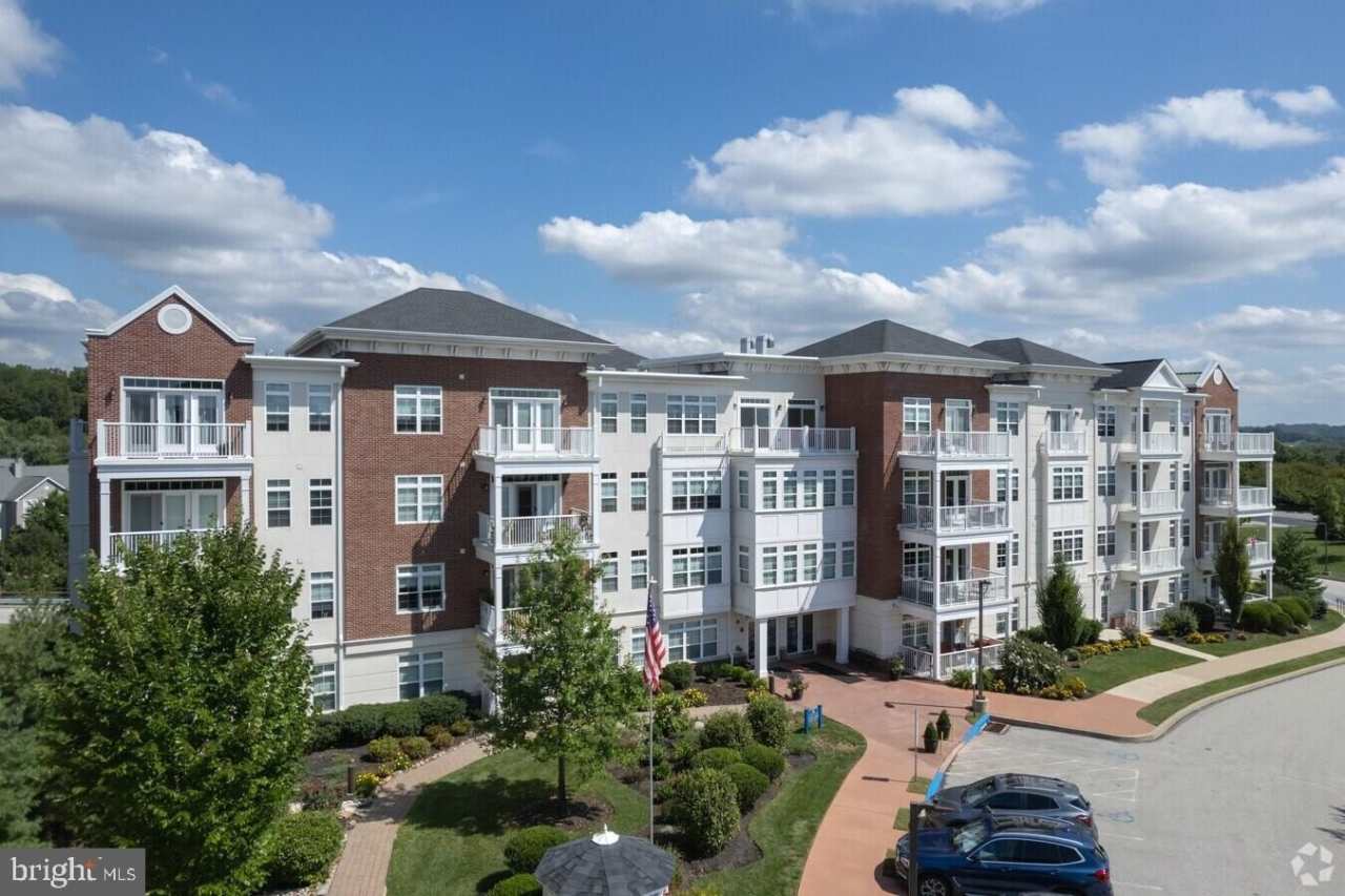 131 GILPIN Drive unit: A-302