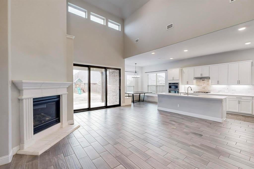 2844 Hackberry Creek Trail