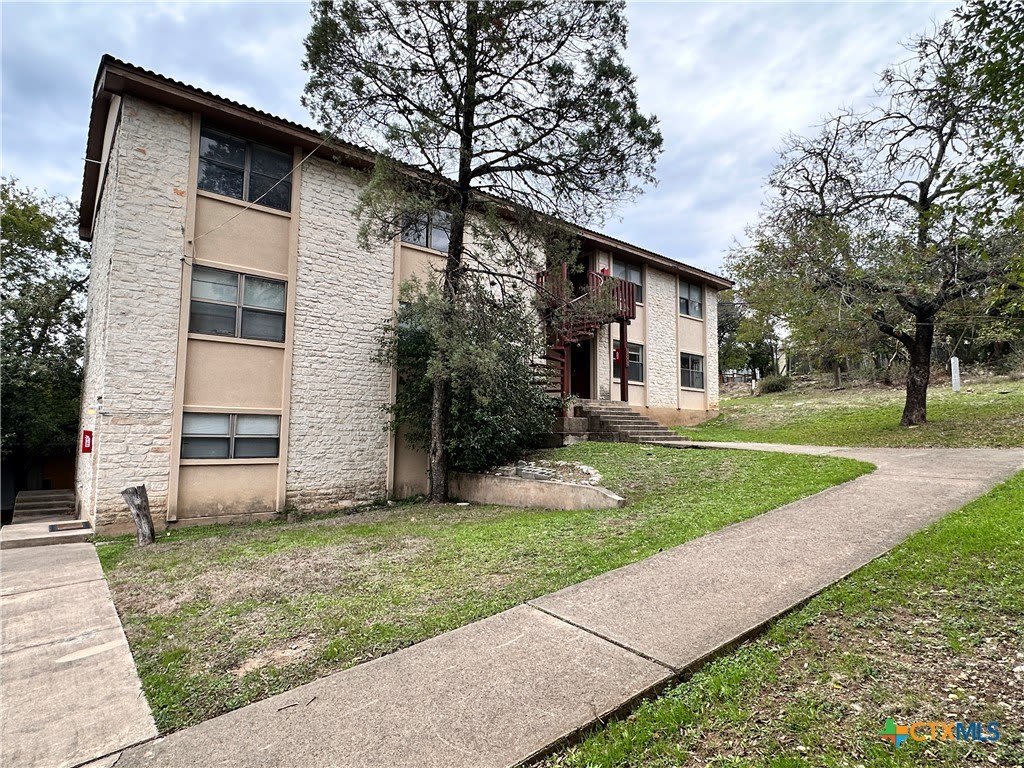 906 N Lbj Drive unit: 6