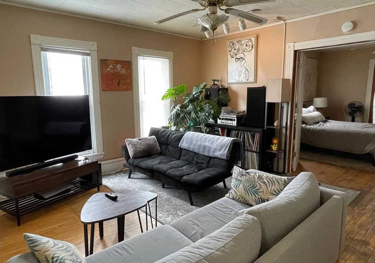 2411 Monroe Street NE