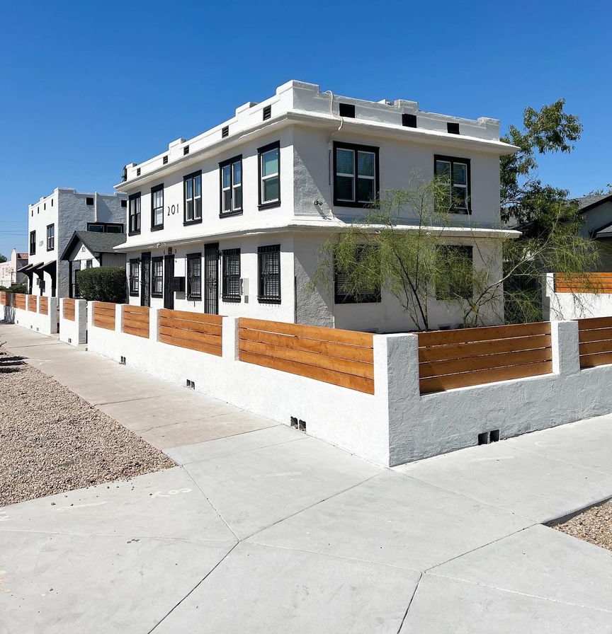 201-209 N. 16th Avenue