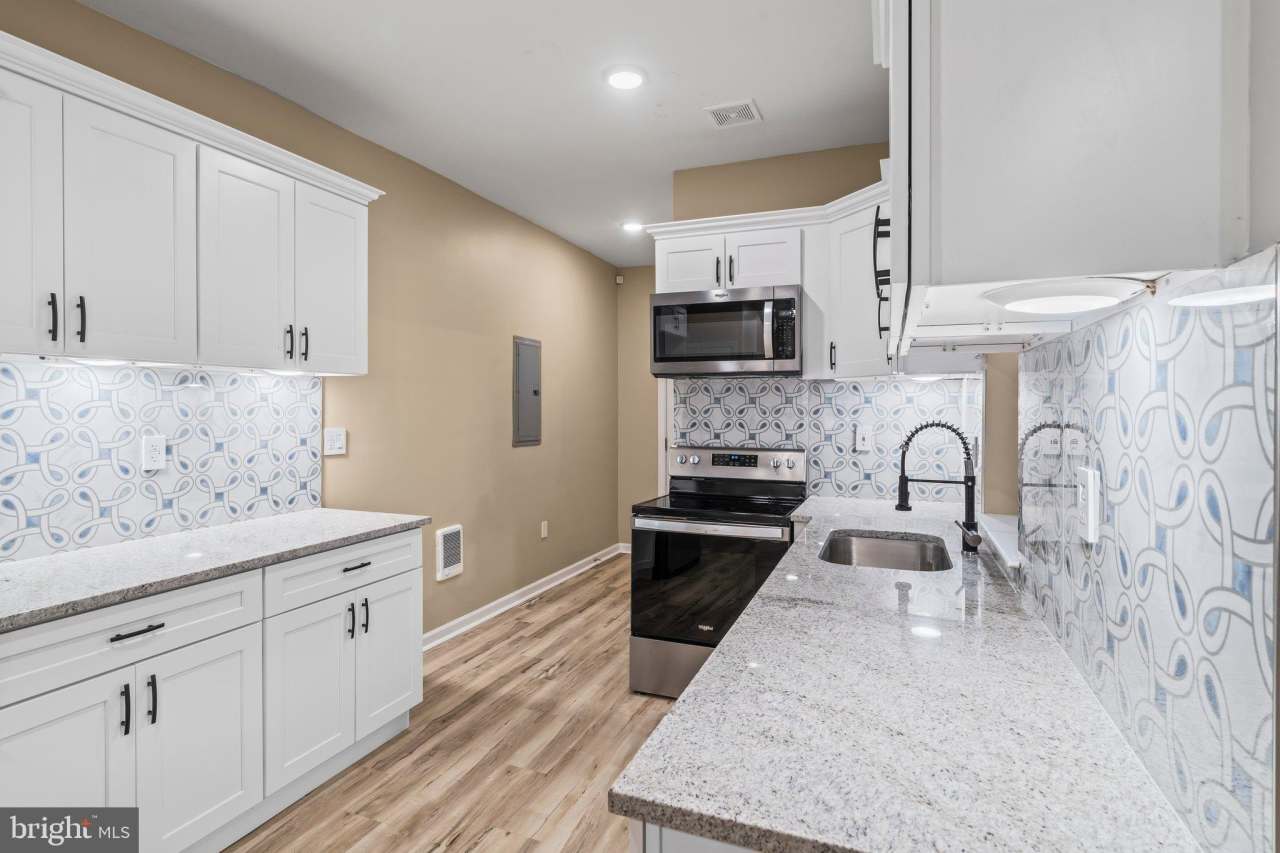 3236 N ETTING STREET