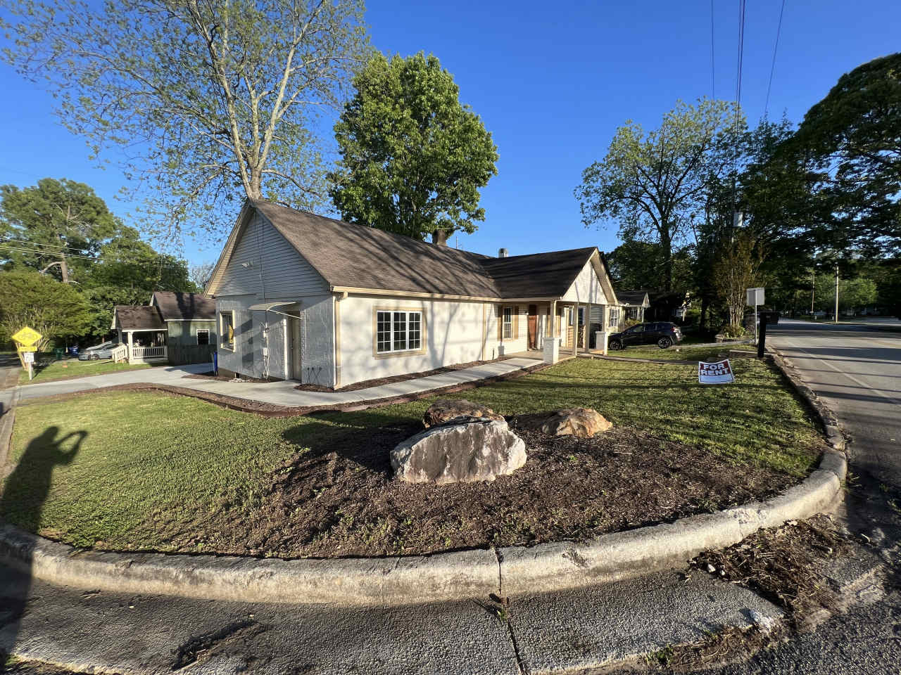 327 North Clarendon Avenue