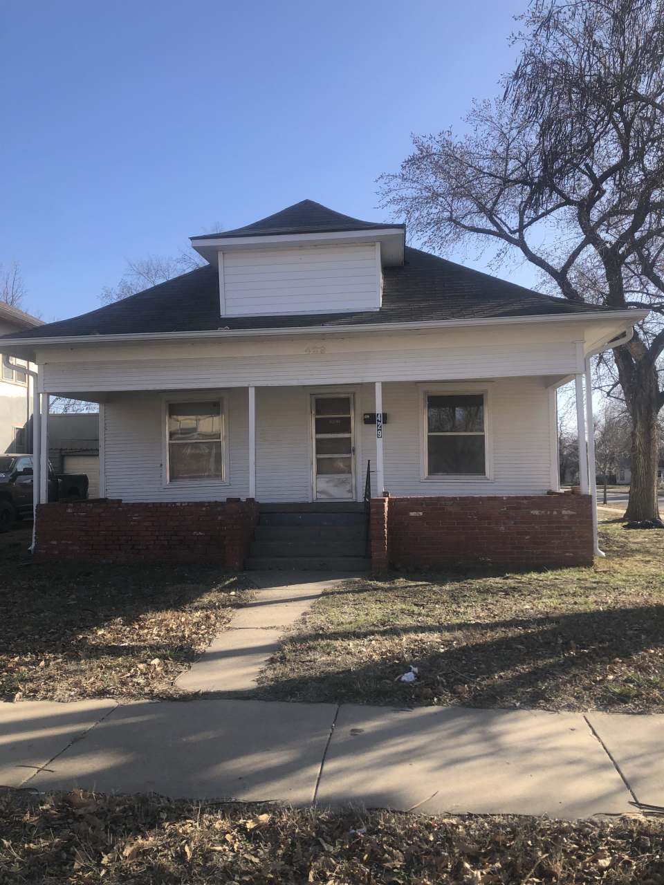 429 W 9th