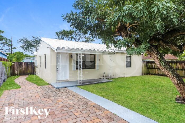 1204 Northwest 3rd Avenue