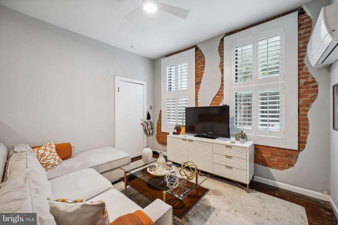 227 POPLAR Street unit: C