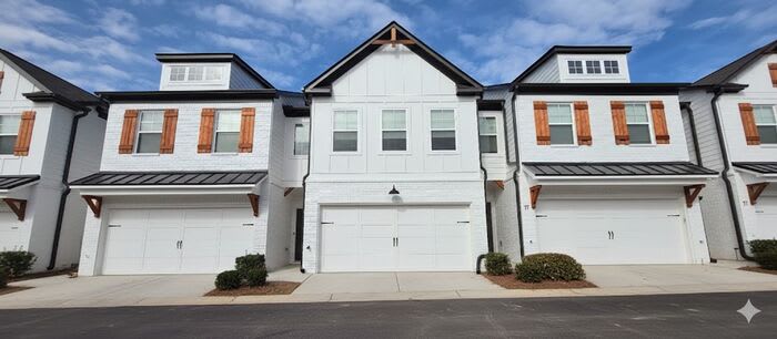 81 Auburn Woods Drive