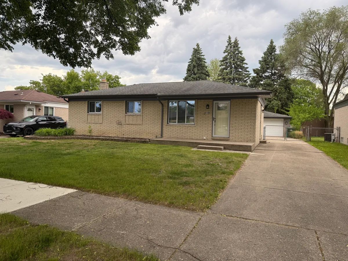 13444 Melanie Dr