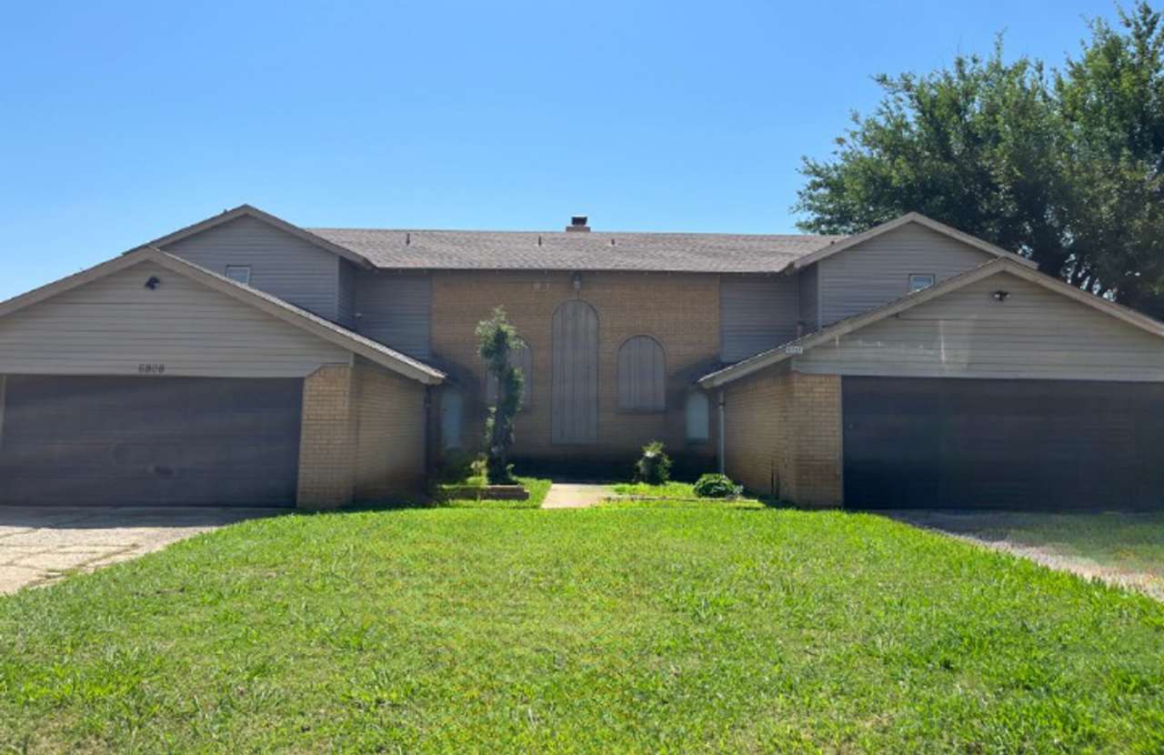 For Lease - 6810 Lancer Lane, Oklahoma City, OK. 73132 - $1400.00 Per Month