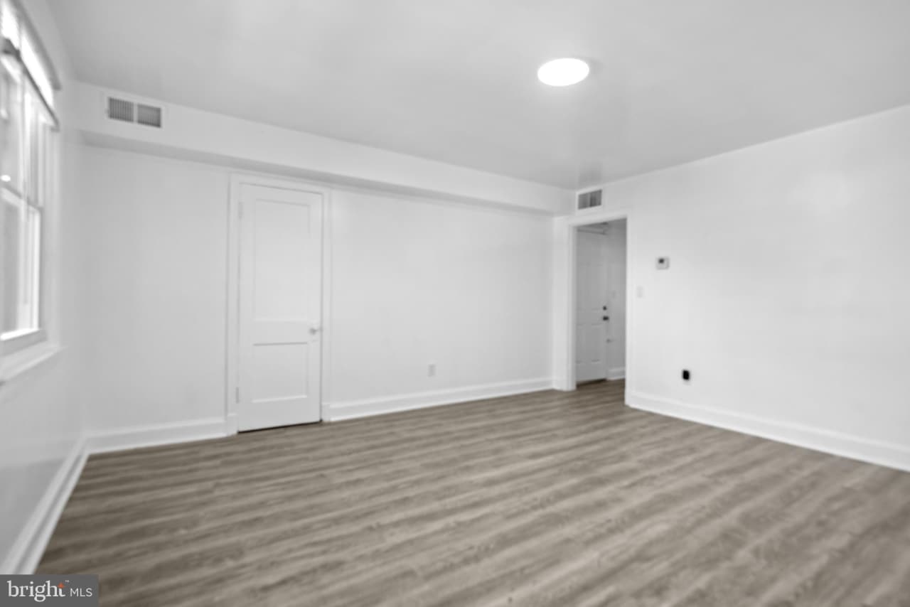 4937 1ST Street NW unit: Apt 4