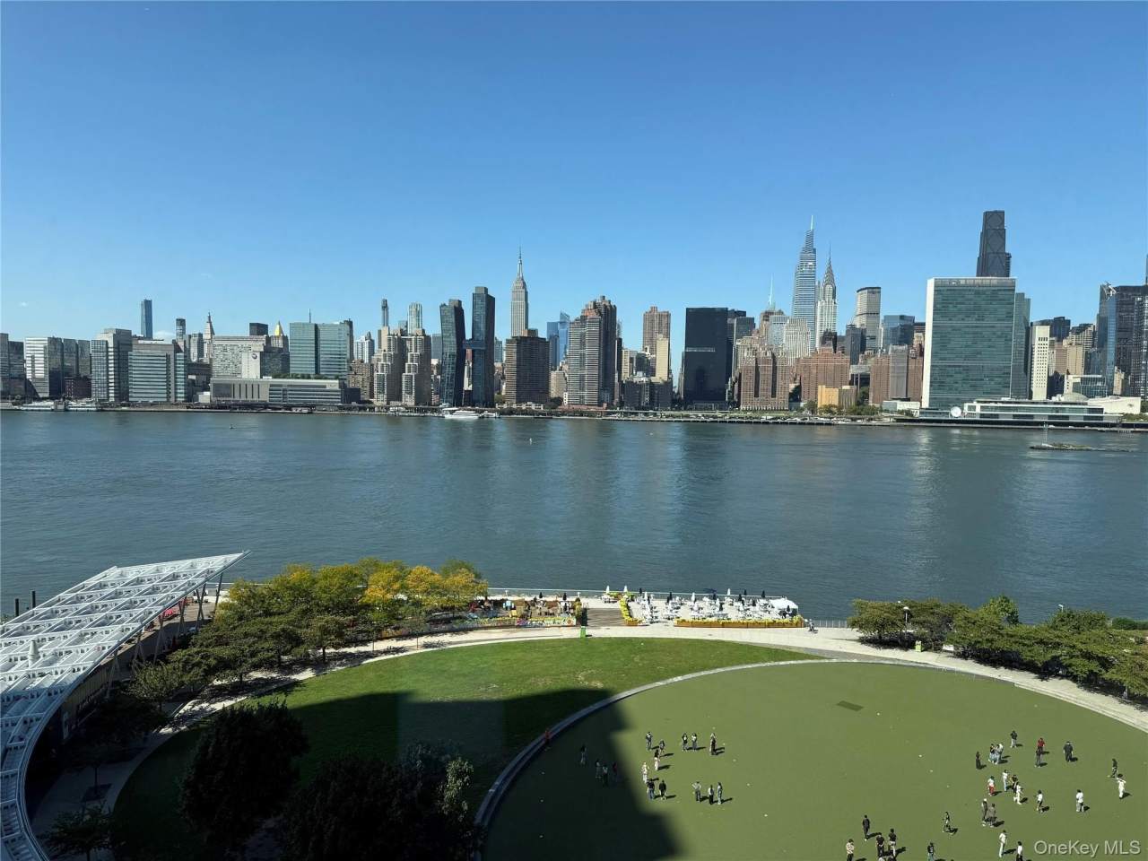 Center Blvd at Hunters Point South