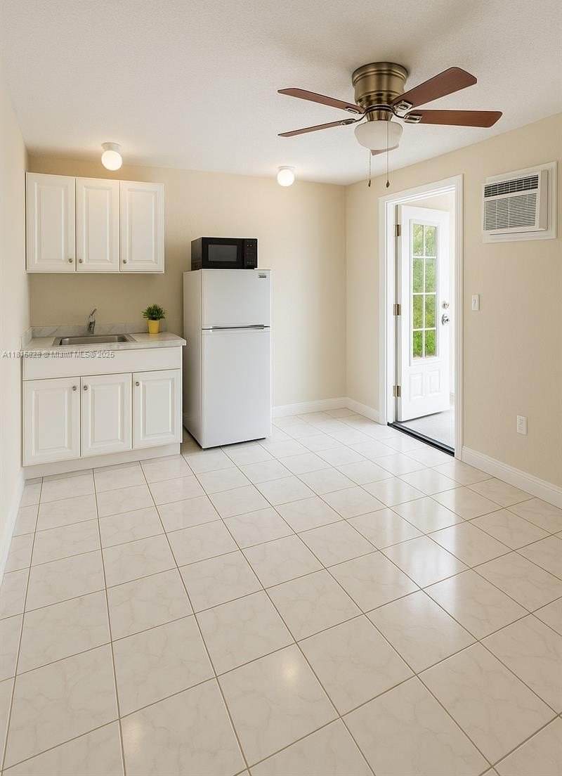 2810 NW 51st St
