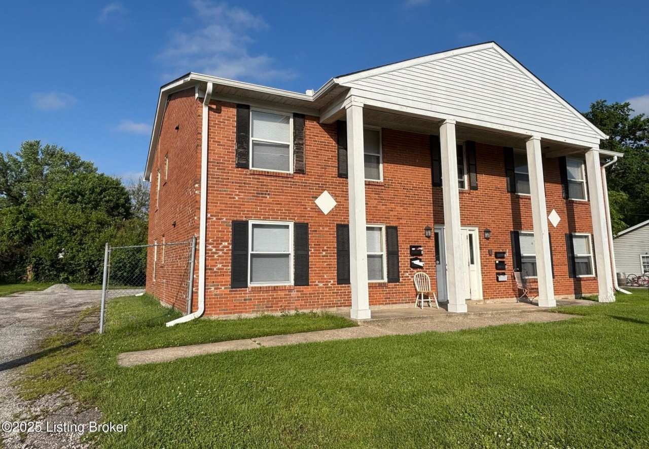 901 Colonial Park Dr