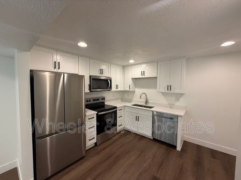 3714 - 3718 Brinker Ave