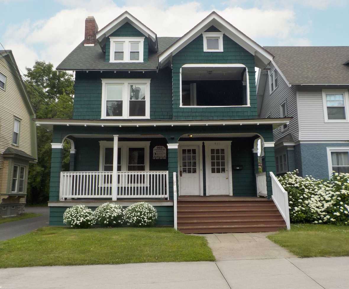 969 Lancaster Ave - July 1, 2026 - Beautiful 3 Bedroom