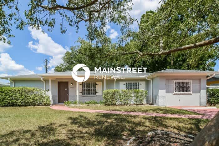 804 Greenbriar Drive