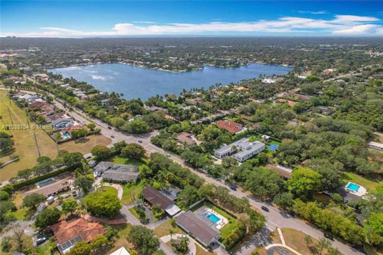 9700 SW 136th St MIAMI, FL 33176