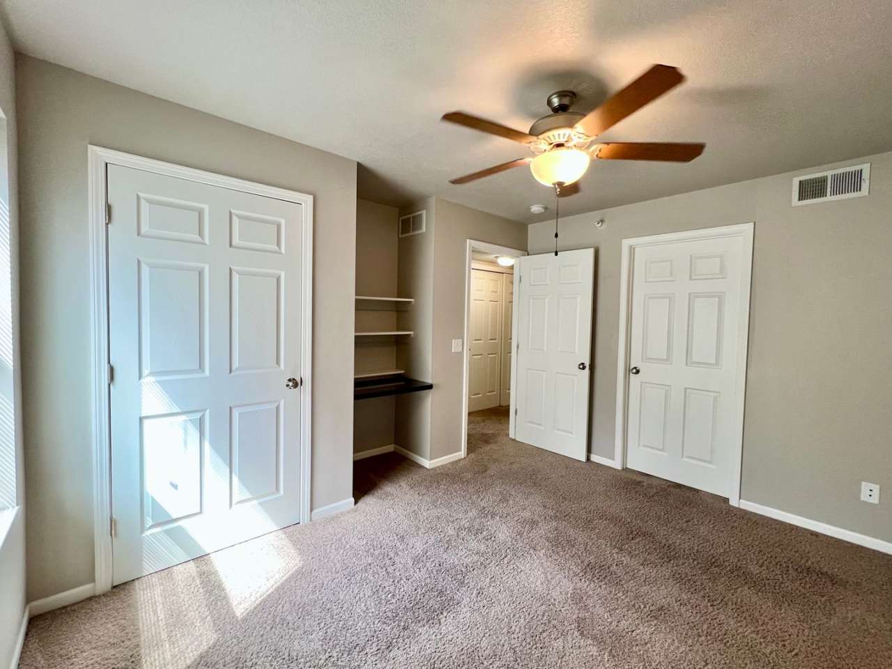 Pre-Leasing Now! Modern 2 Bed, 2 Bath – Centrally Located!