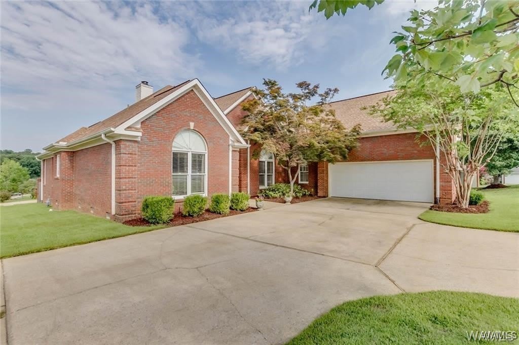 3973 Gaineswood Lane