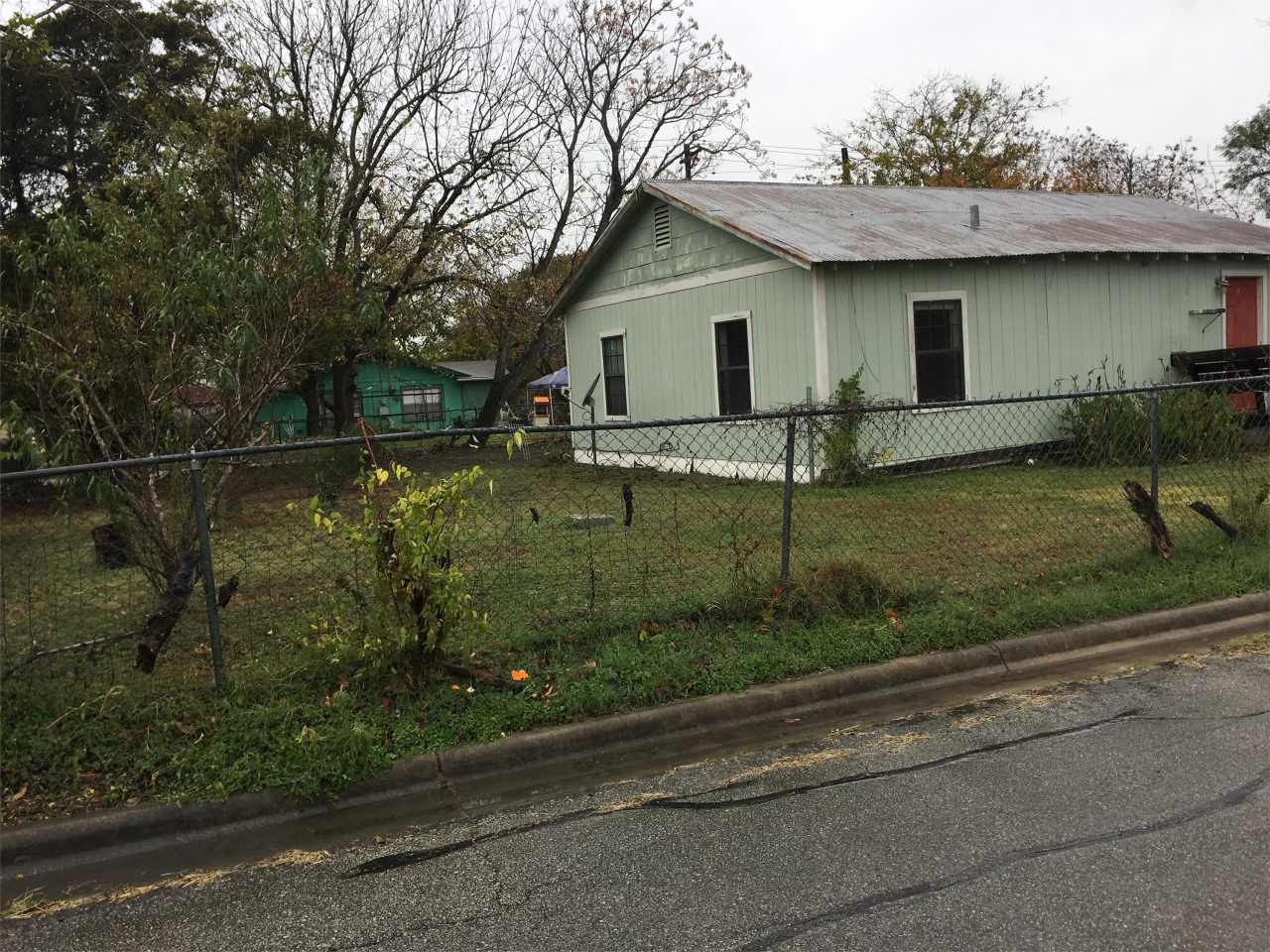 1100 Chihuahua Street