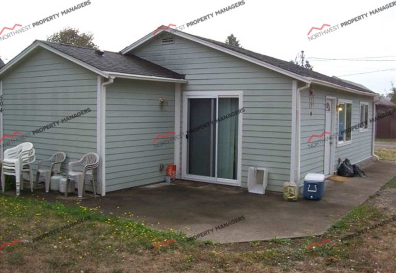 STATUS: -RENTED- | R96A | $1295