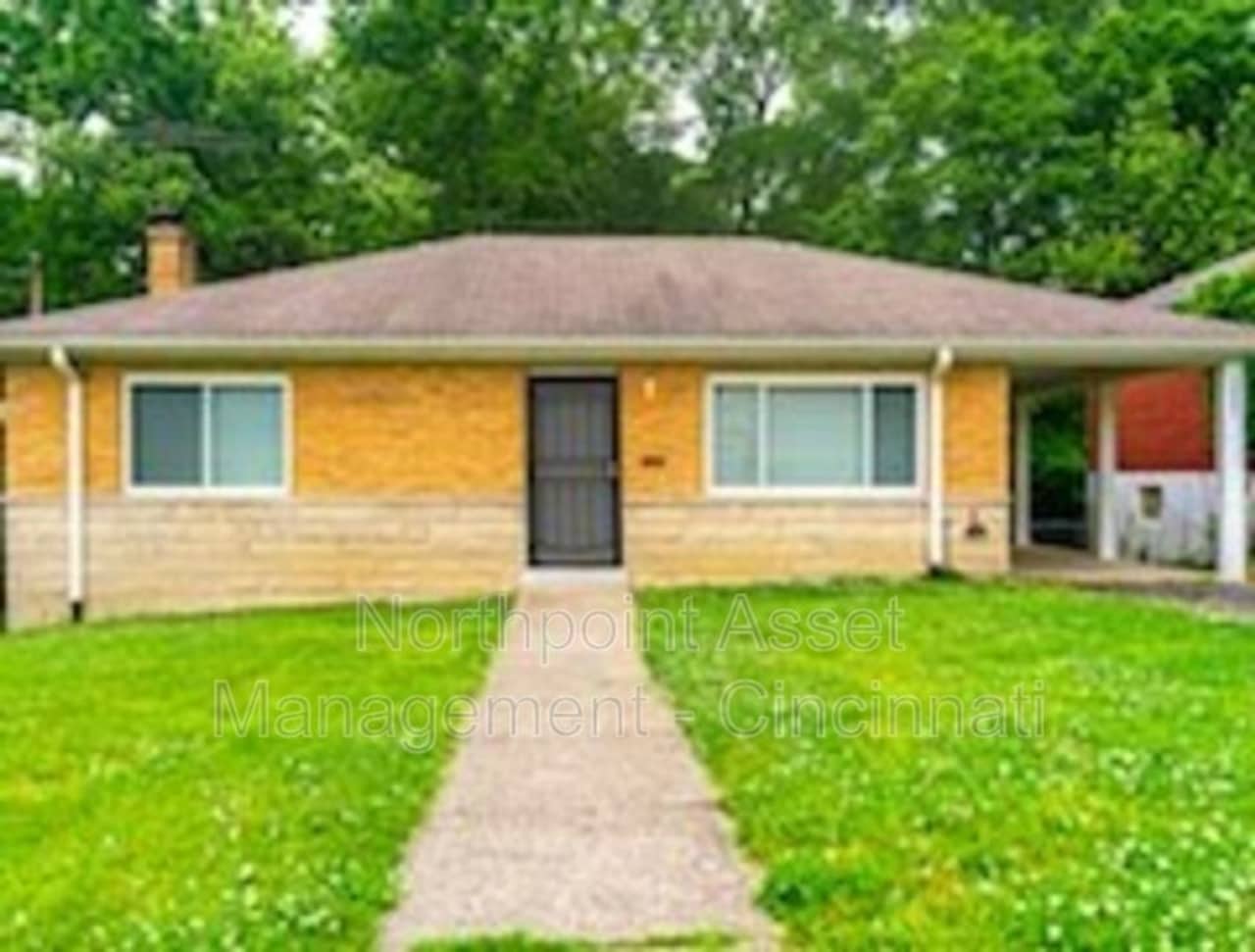 2BR SFR • Stainless Kitchen • Westwood