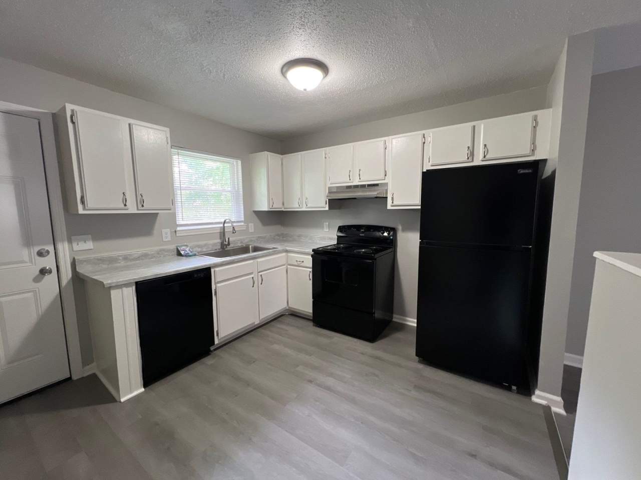 2 bedroom, 1 bath Duplex in Gallatin