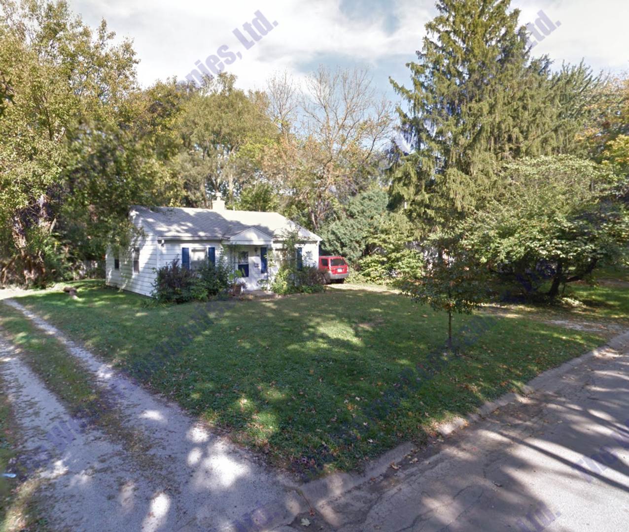 Two Bedroom 1 Bathroom House Available August 1st!