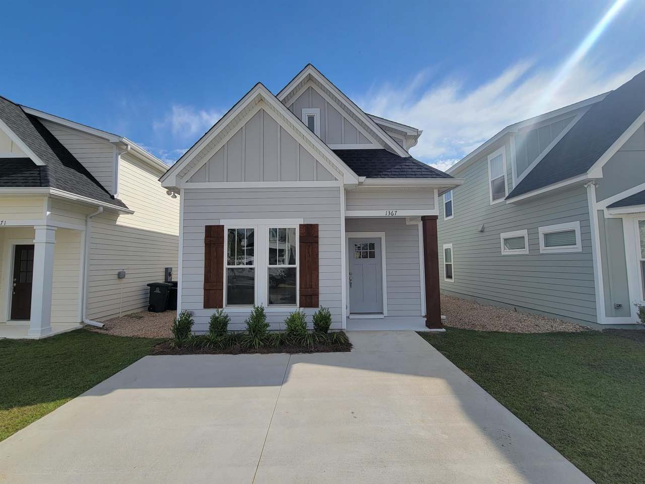 1367 LANDON HILLS Drive