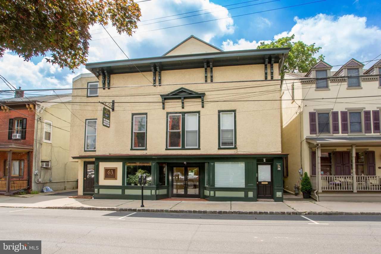 63 CORYELL ST. unit: B