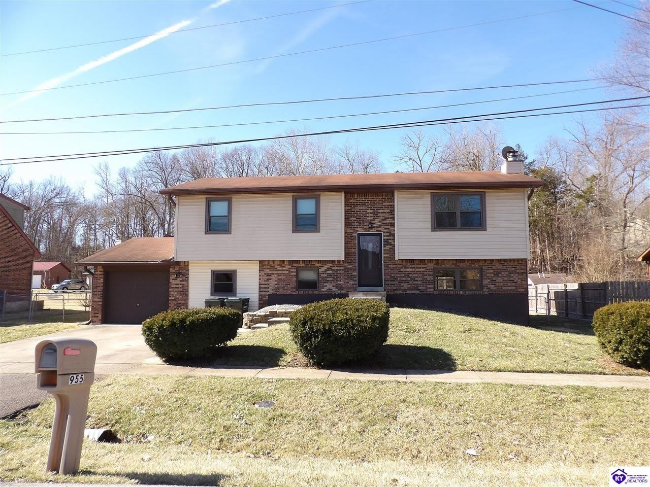 955 Timberwood Drive