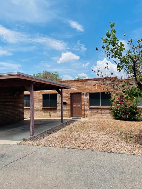 3960 East Flower Street