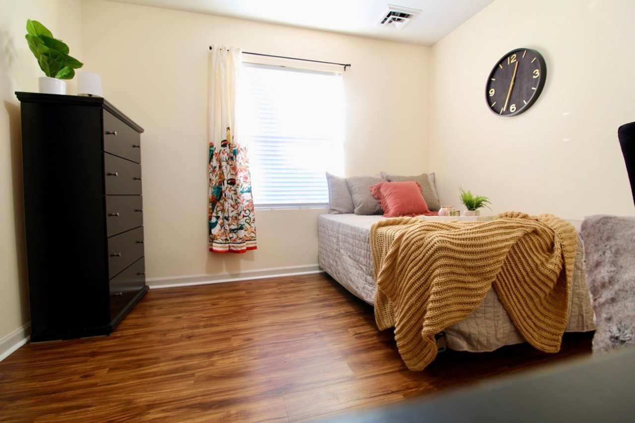 Campus View Condominiums 515#302