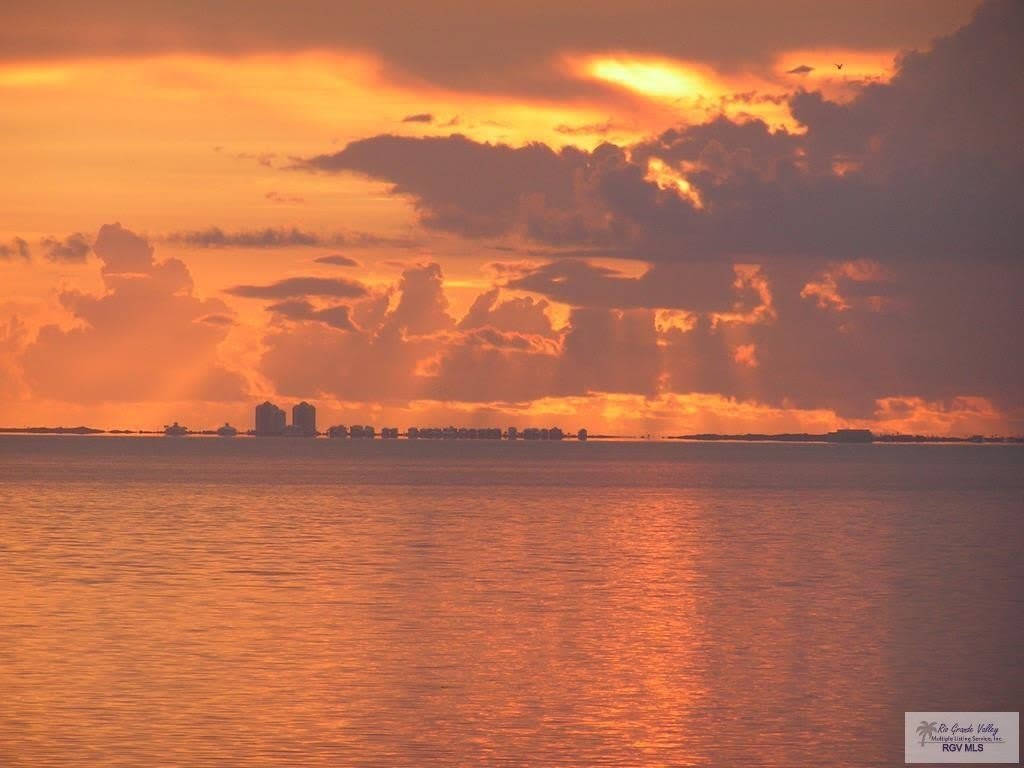 1211 PALO BLANCO DR.