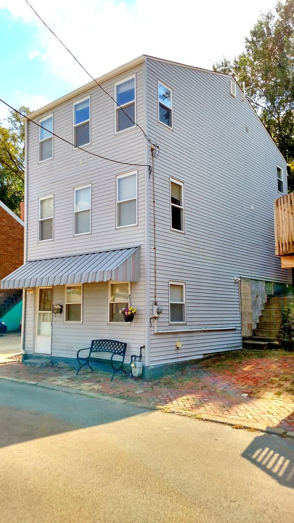 Large 2 Bed/1.5 Bath- Available August 1st! Central Air - Off Street Parking - Beautiful Back Yard  Deck