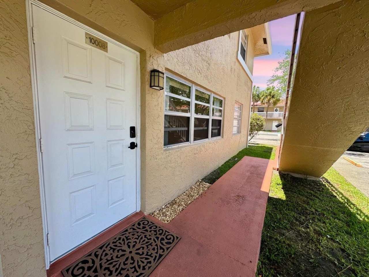 10008 Twin Lakes Drive