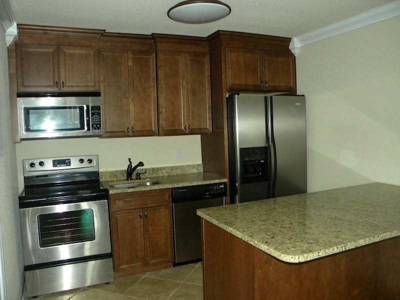 1 Bedroom Up Scale Condo - Location! Location!